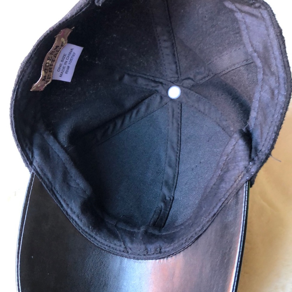 Hat - Picture 3 of 5